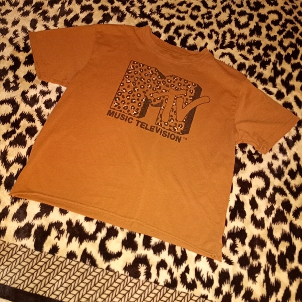 Small MTV Cheetah Print Mustard Orange  Leopard Print Short Sleeve Tee Shirt
